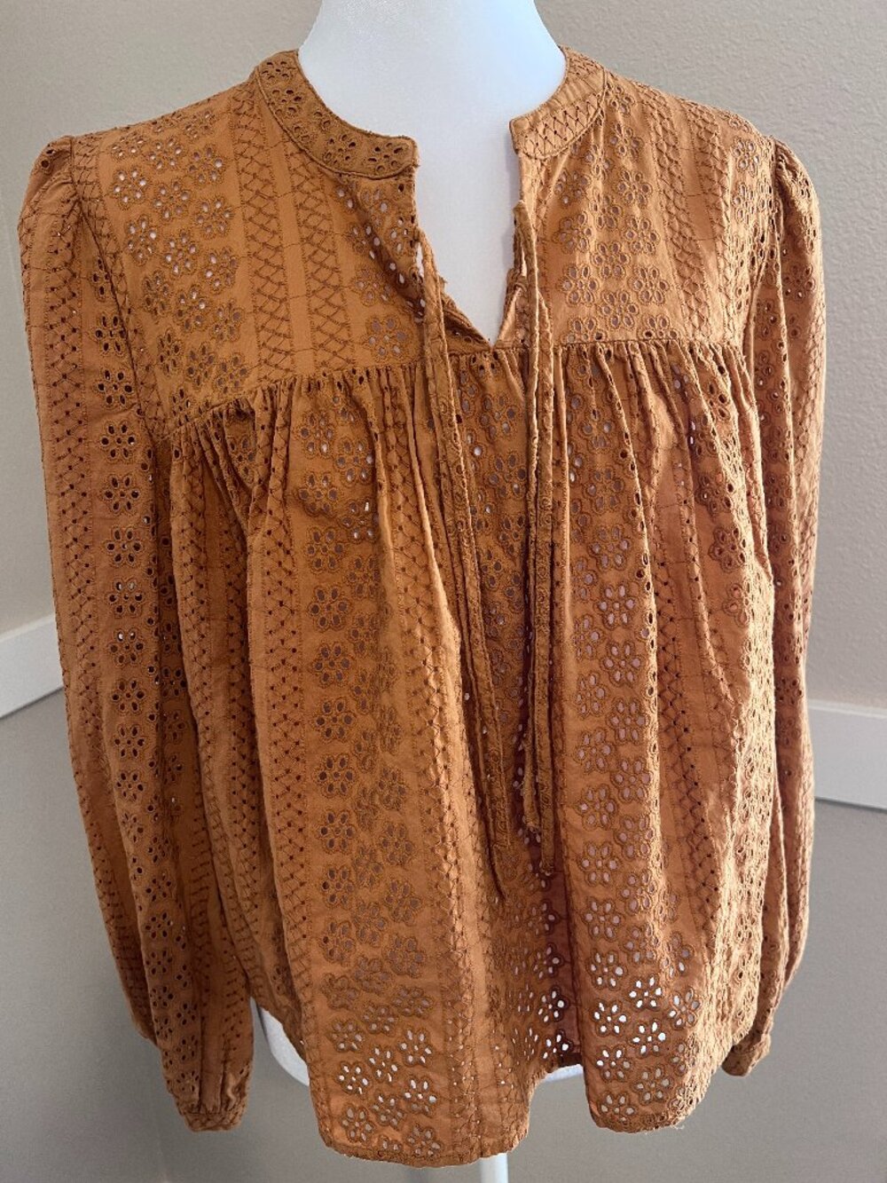 Madewell Eyelet Double-Tie Peasant Top - Size Lg - Picture 2 of 7